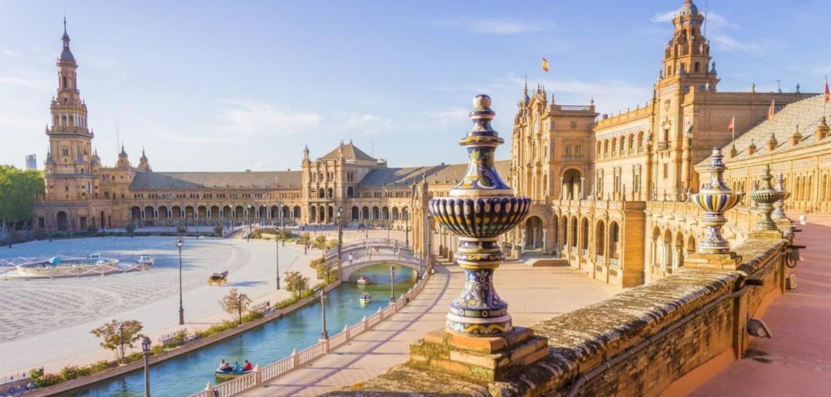 Plaza Espana, Acogedor Apartamento Con Patio Севилья Экстерьер фото